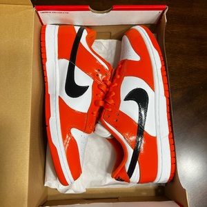 Nike Dunk Low "Patent Halloween" 2022.